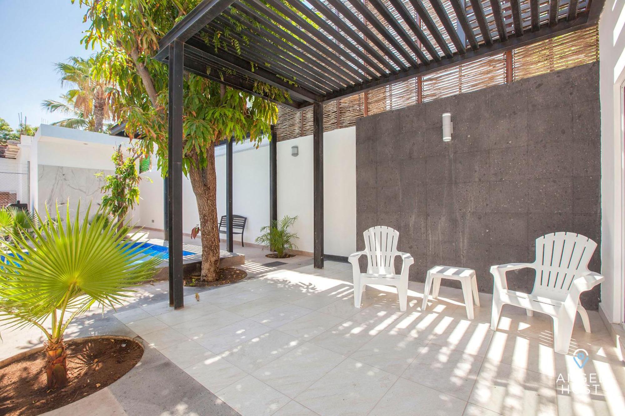 Cozy Stay With Pool Bbq Steps From Hotspots La Paz Bagian luar foto
