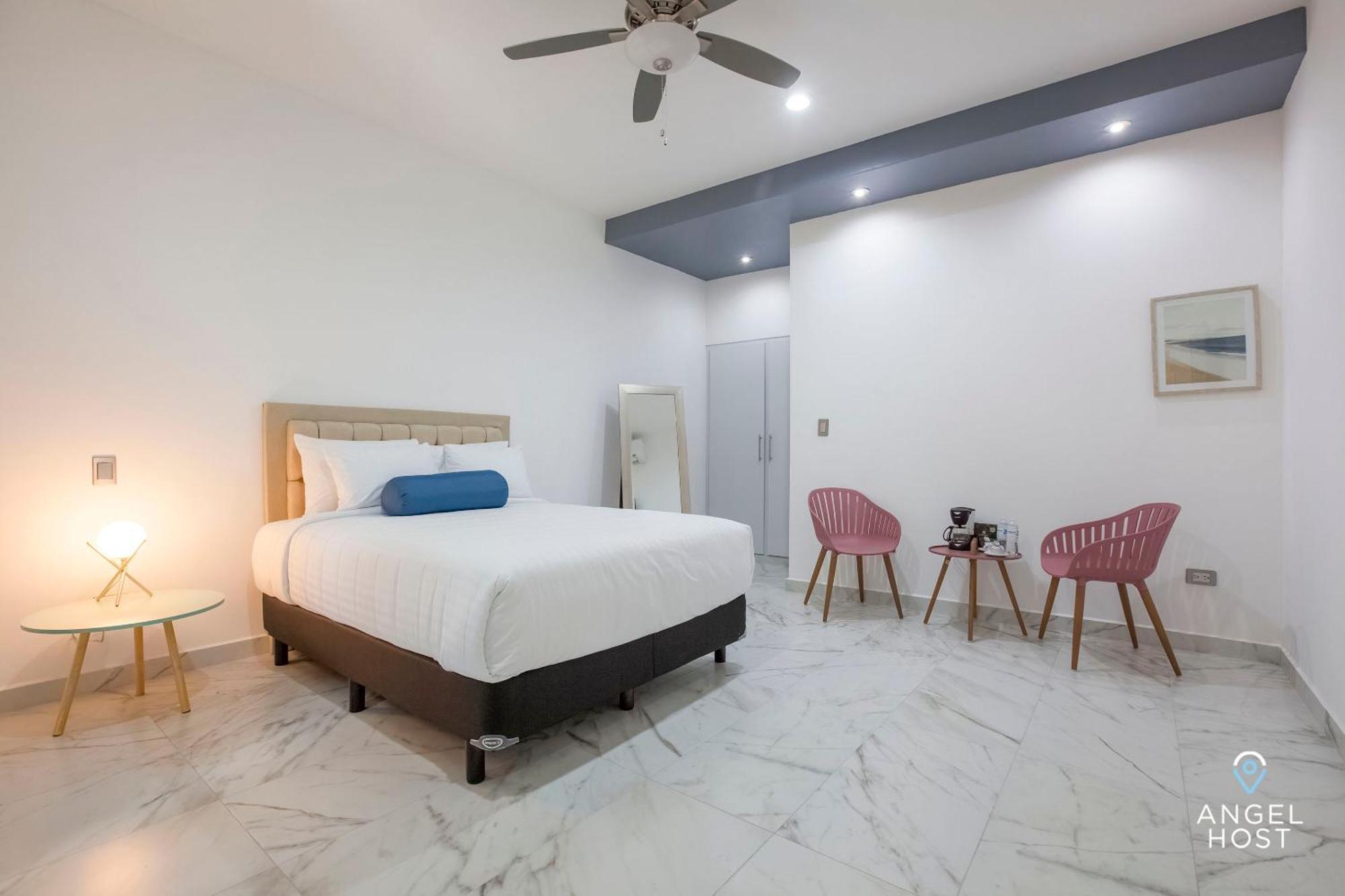 Cozy Stay With Pool Bbq Steps From Hotspots La Paz Bagian luar foto