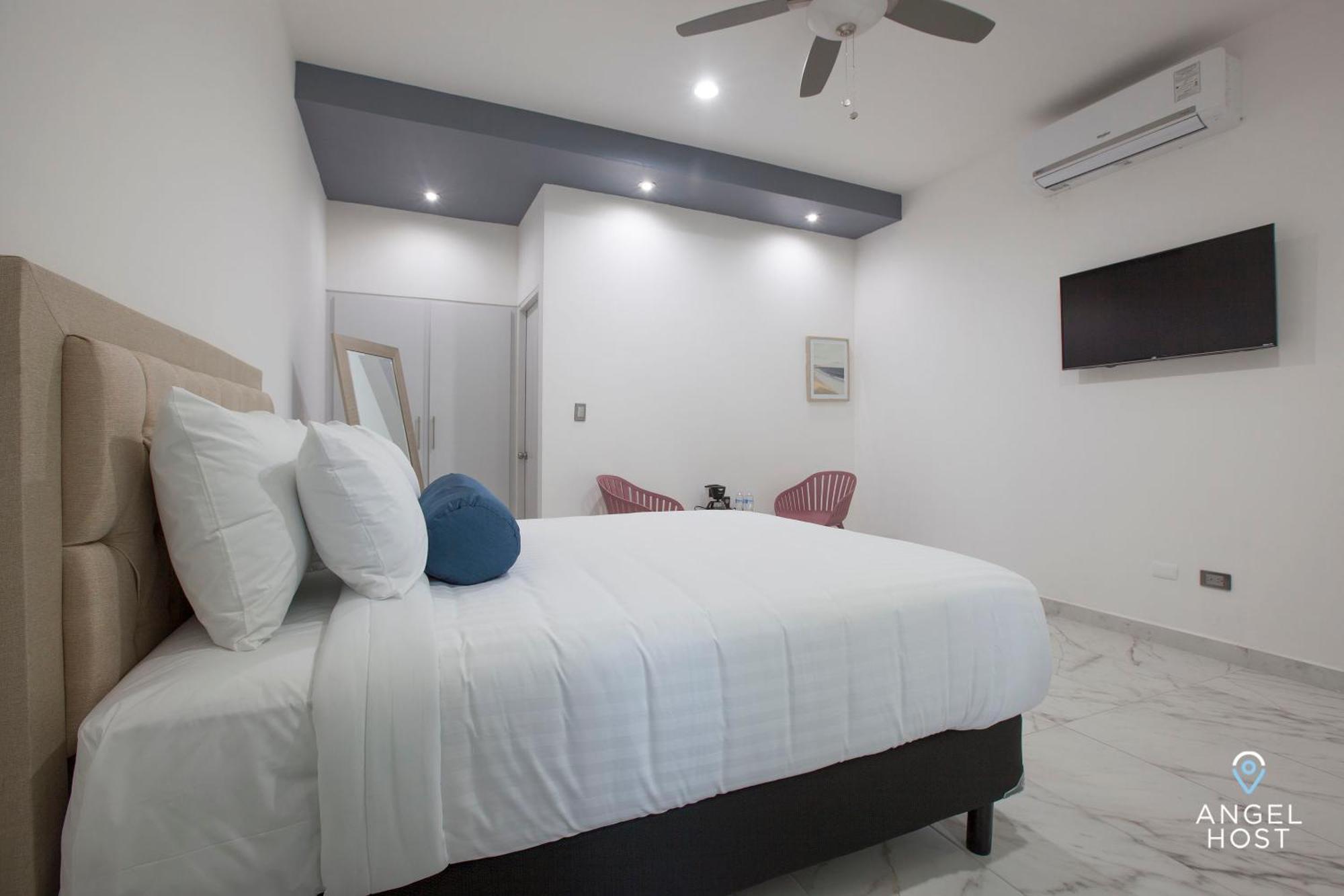 Cozy Stay With Pool Bbq Steps From Hotspots La Paz Bagian luar foto